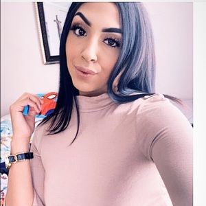 Meet your Posher, Hilda